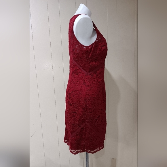 Gorgeous Burgundy Lace Cocktail Dress Sz 12 - Picture 6 of 12